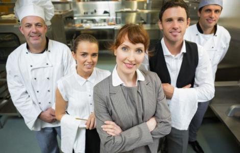 Wprowadzanie i szkolenie pracownika gastronomii na stanowisko pracy
